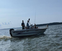 1991 Hydra-Sports Vector 2000 DC