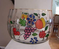 Decorative Glass Fruit Bowl with Gold Trim - NEW