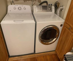 Full size GE Washer / LG Dryer