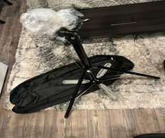 Cosmetology haircut training stand, head and skins