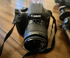 EOS Rebel XT100 EF-S 18-55MM F/3.5-5.6 III Lens Kit