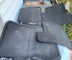 Ford Focus Carpet Set
