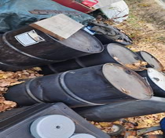 METAL BARRELS OIL BURN OR WHATVER WITH LIDS