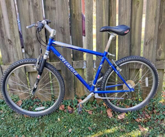 Specialized HardRock - medium size Mountain Bike