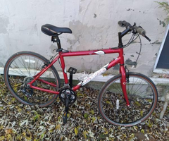 26" aluminum Gary Fisher 21 speed Hybrid/comfort 21 speed bike