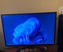 4K 32" LG Computer Monitor