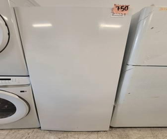 Frigidaire 28in Upright Freezer New Scratch And Dents With 6month's Warranty