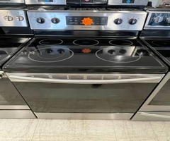 Samsung electric stove used in good condition 90days warranty
