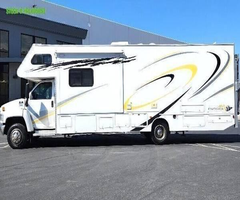 2006 Gulf Stream Endura Max 6370 Bedroom Bath