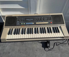 Vintage Casio Electric Keyboard Casiotone CT-430